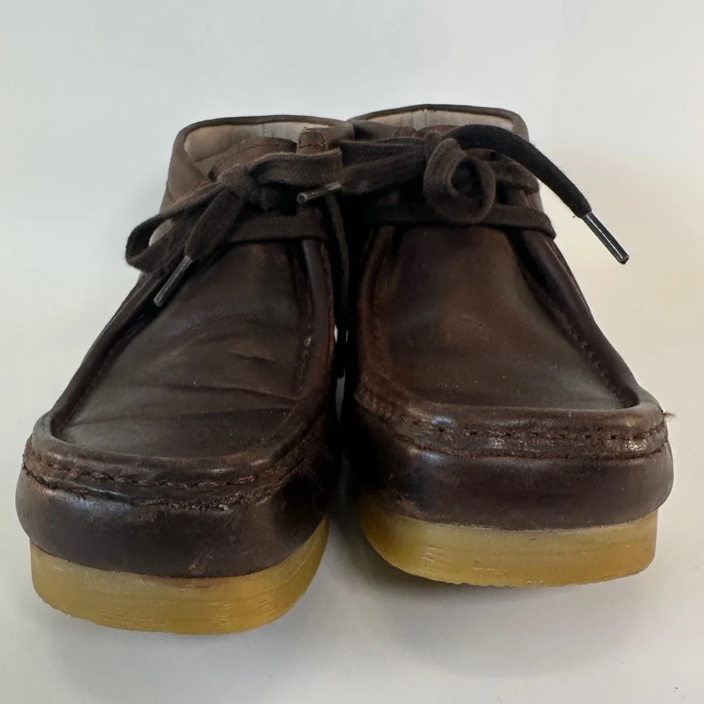 Clark’s Men’s 8.5 M Wallabee Boot Beeswax Brown‎ Rubber Sole